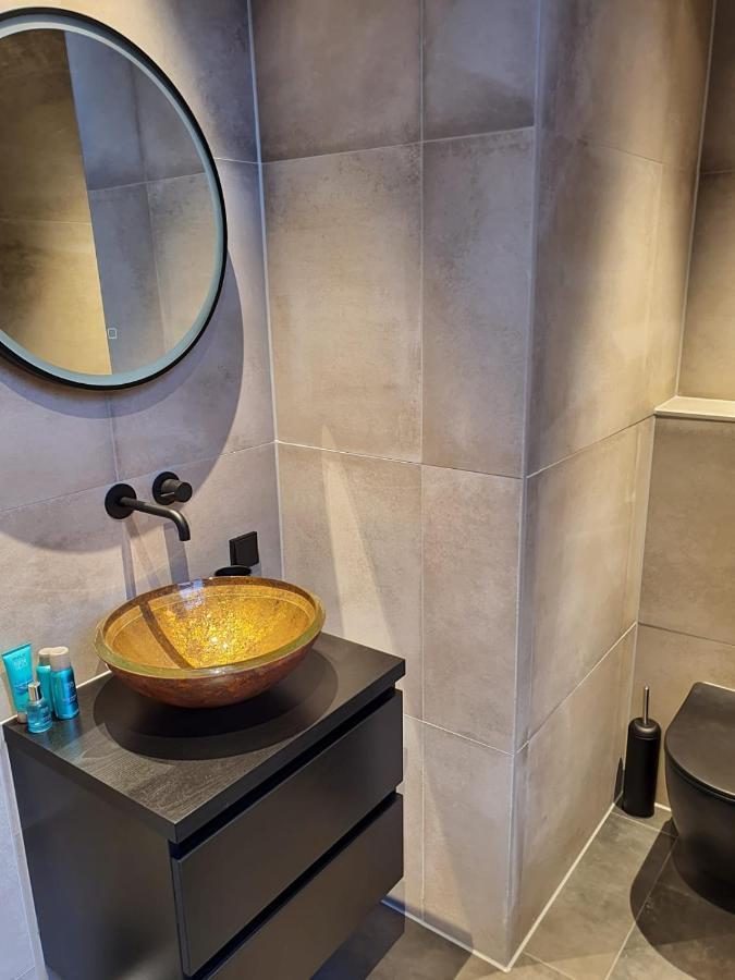 Super De Luxe Privekamer Op Toplocatie - 2 Homestay *